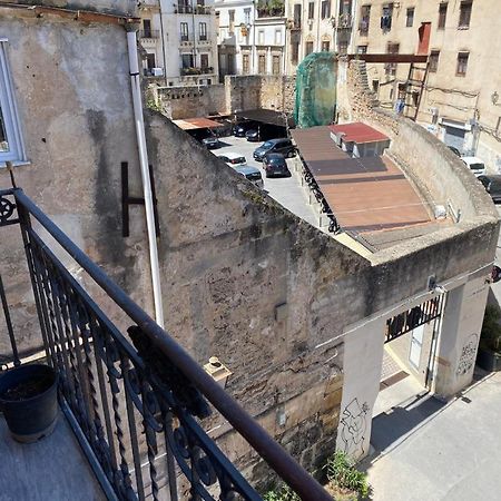 Al Parlatoio Del Centro Storico Apartment Palermo Bagian luar foto
